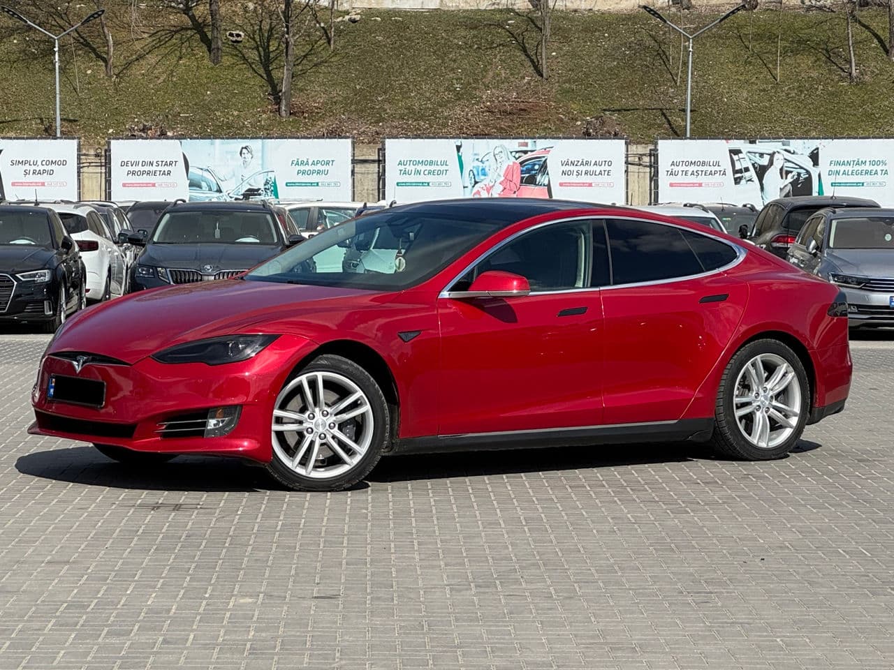 Tesla Model S 2015 — Миниатюра 2