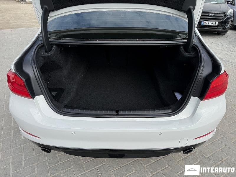 BMW 530 2018 — Миниатюра 17
