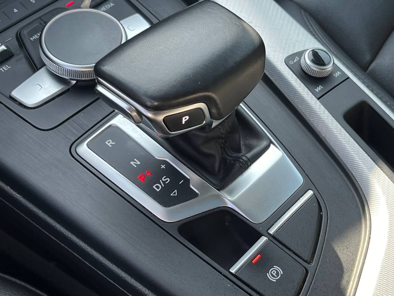 Audi A4 2018 — Миниатюра 14