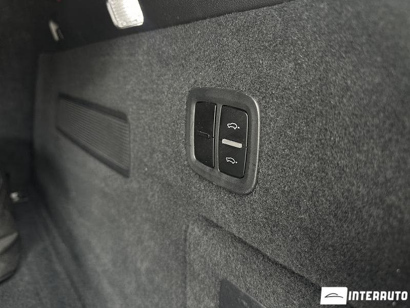 Porsche Cayenne E-Hybrid 2019 — Миниатюра 21