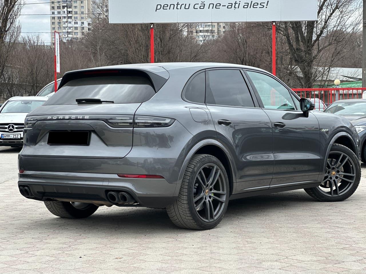Porsche Cayenne E-Hybrid 2019 — Миниатюра 2