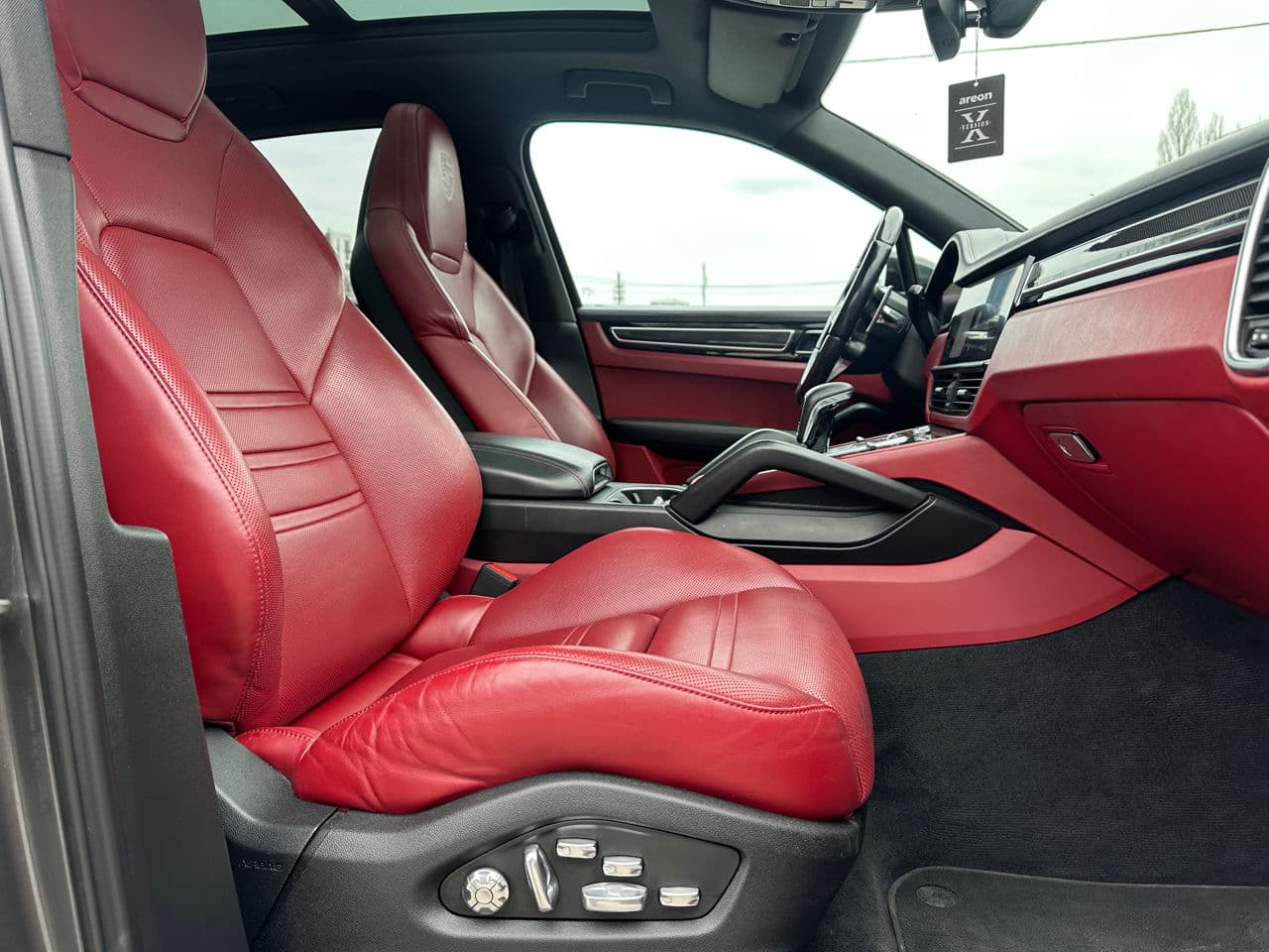 Porsche Cayenne E-Hybrid 2019 — Миниатюра 15