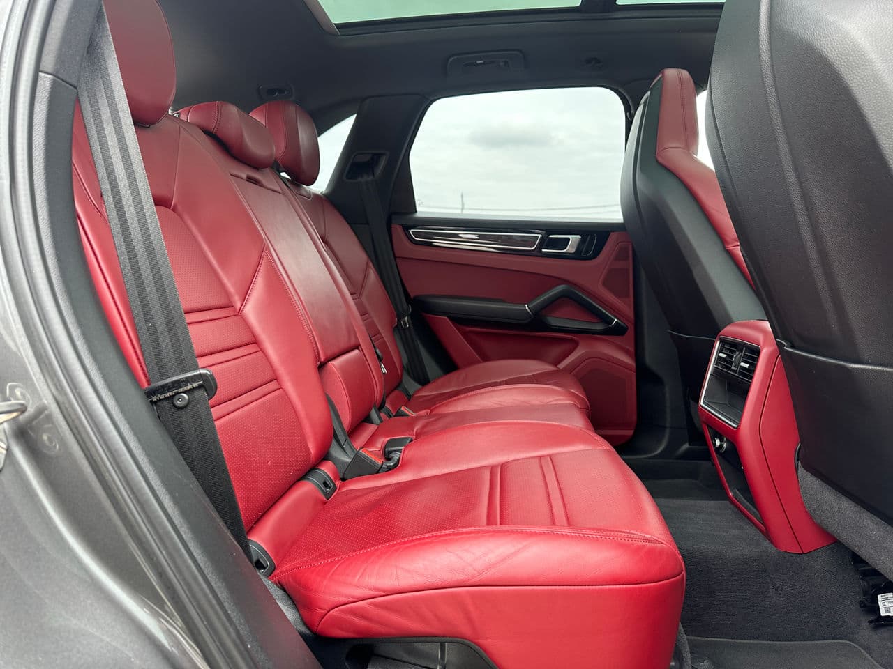 Porsche Cayenne E-Hybrid 2019 — Миниатюра 19
