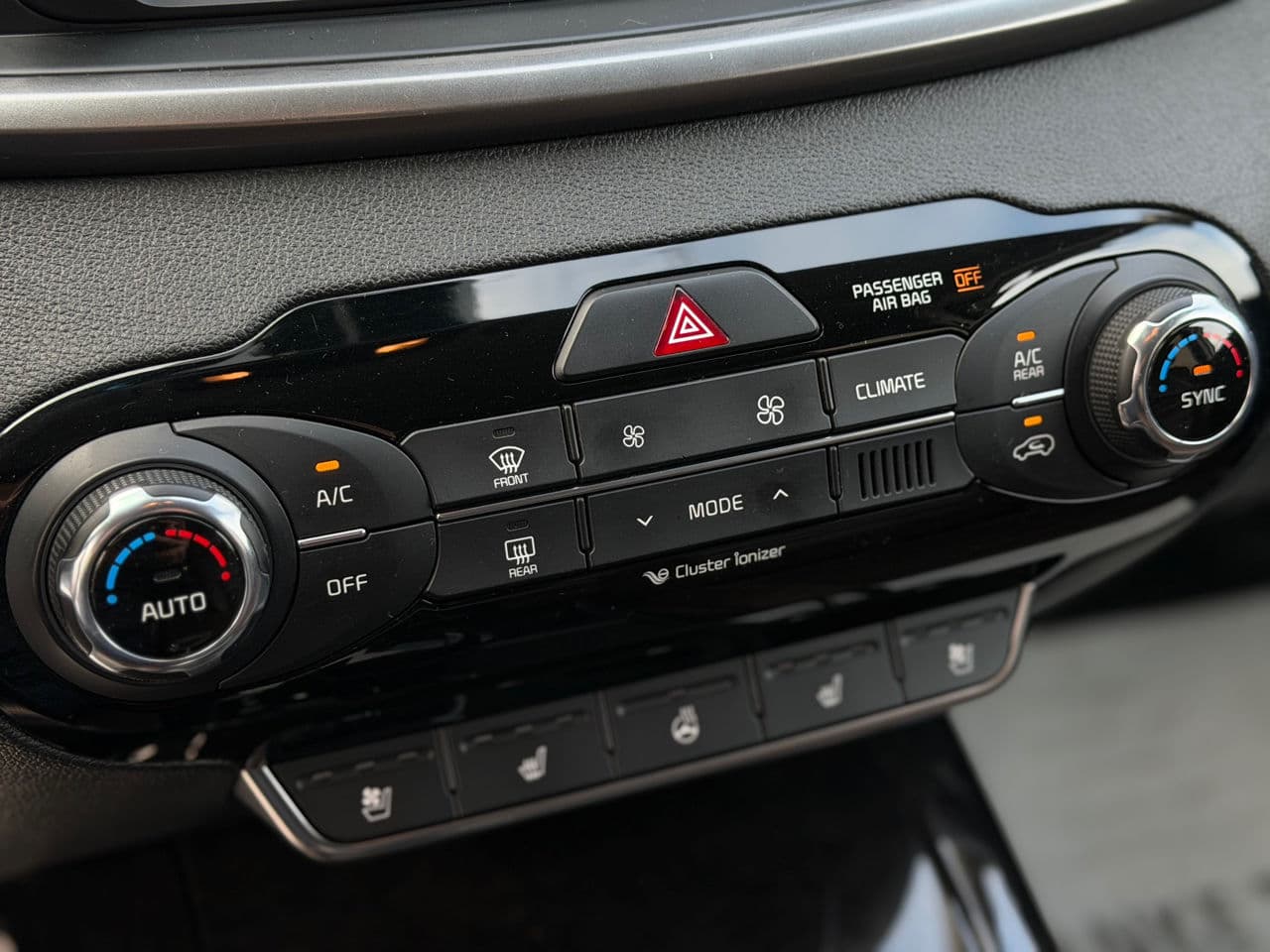 Kia Sorento 2016 — Миниатюра 13