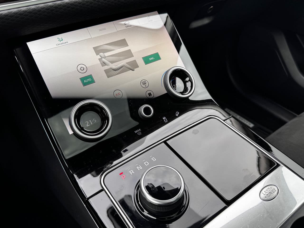 Land Rover Range Rover Velar 2020 — Миниатюра 14