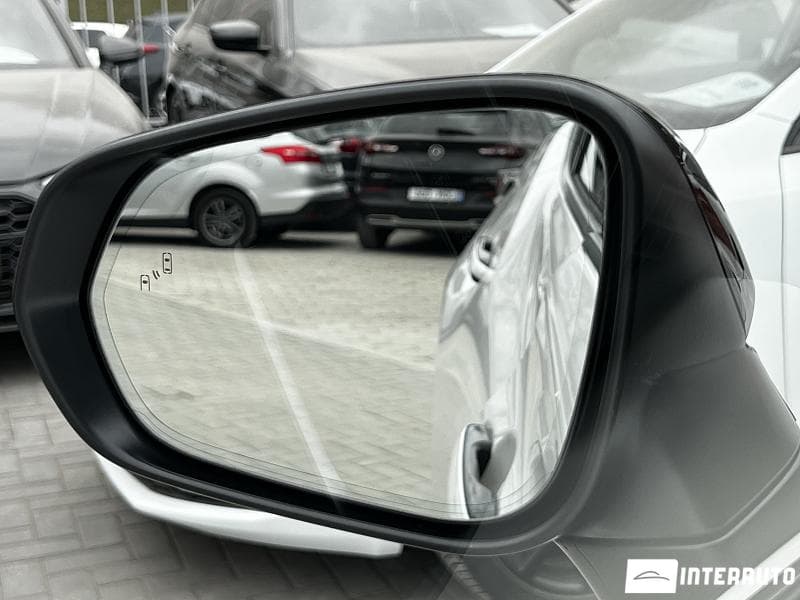 Lexus RZ 450e 2024 — Миниатюра 18