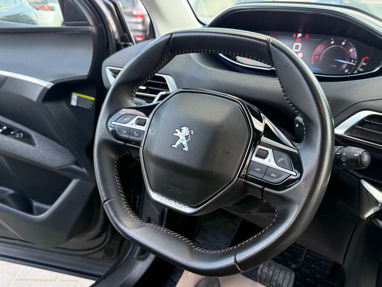 Peugeot 3008 2021 — Миниатюра 7