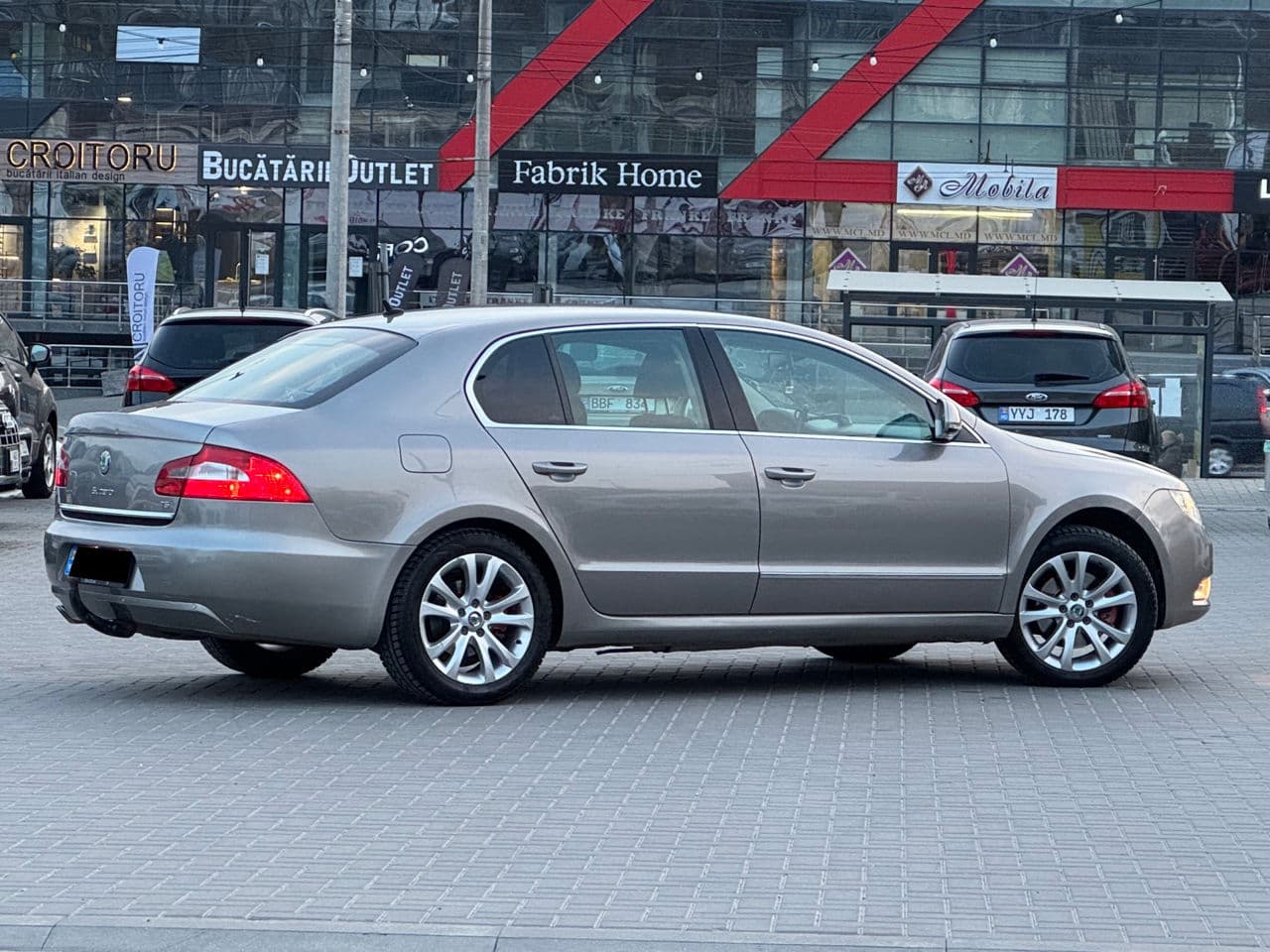 Skoda Superb 2010 — Миниатюра 3