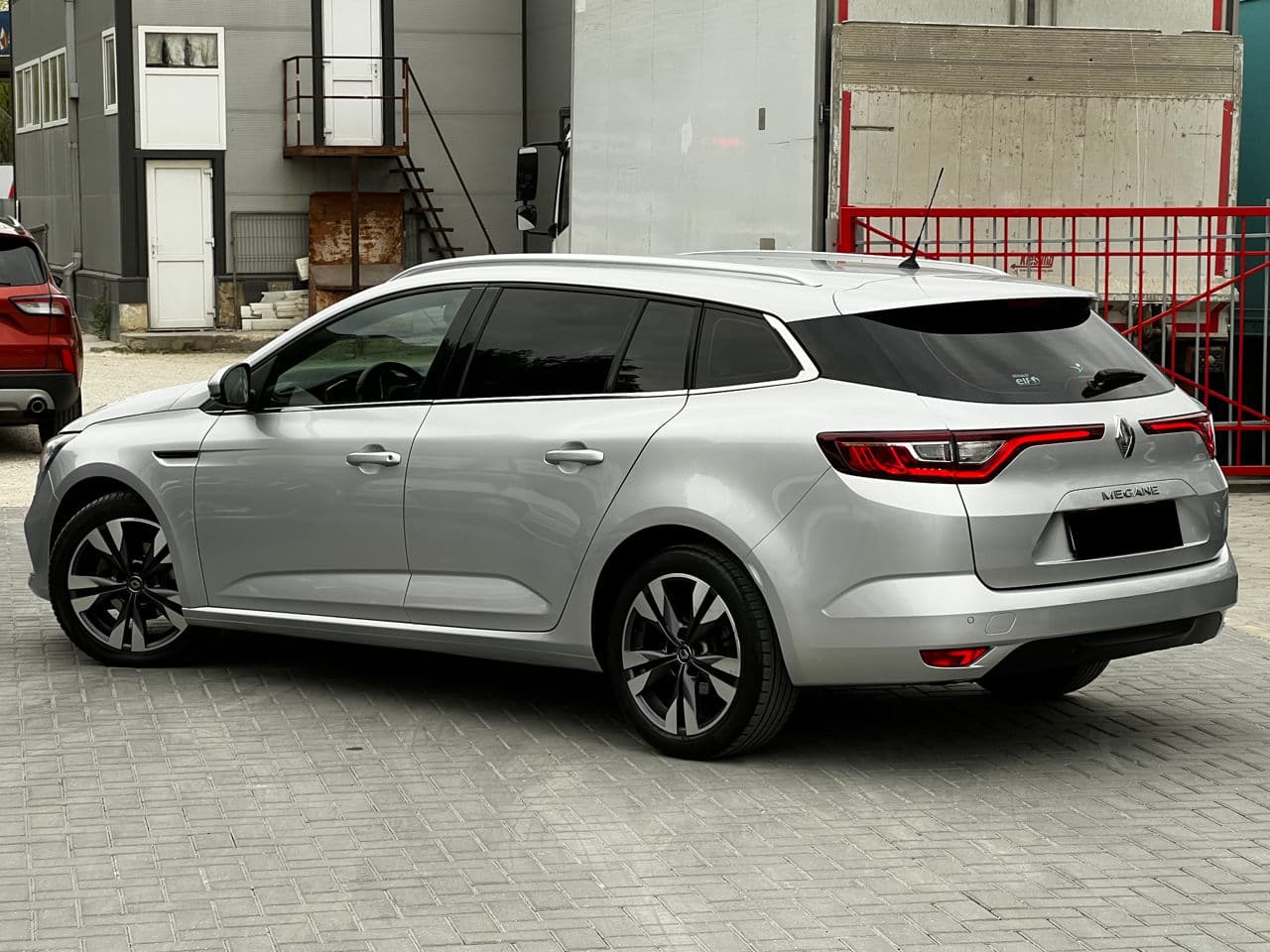 Renault Megane 2018 — Миниатюра 3