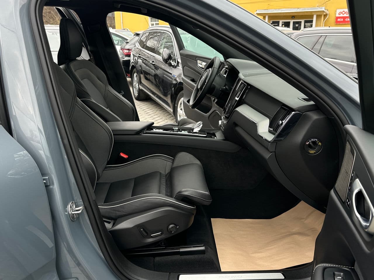 Volvo XC 60 2024 — Миниатюра 20