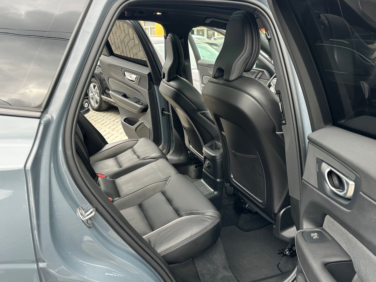 Volvo XC 60 2024 — Миниатюра 19