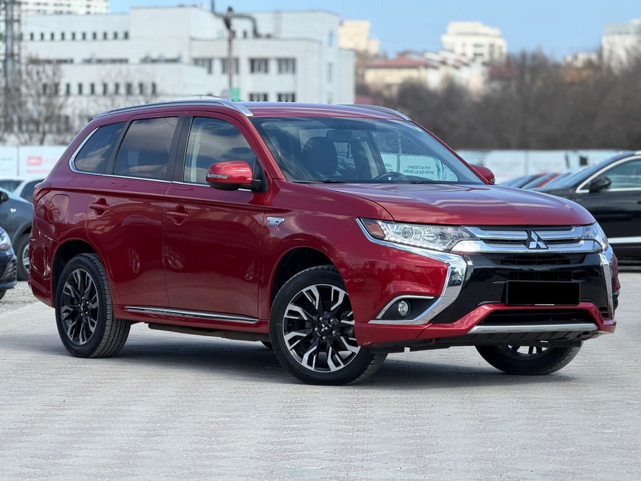 Mitsubishi Outlander 2017 — Миниатюра 4