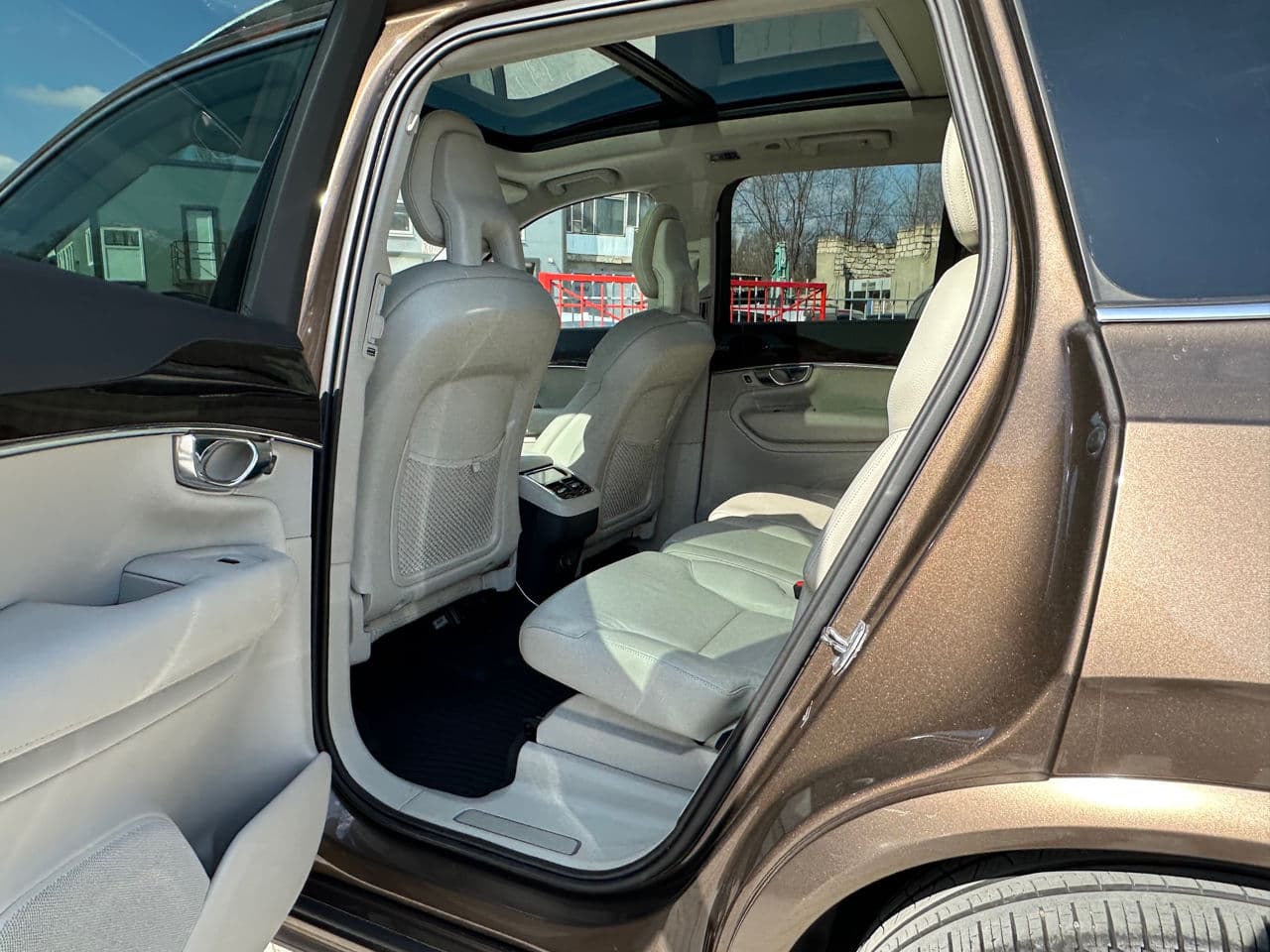 Volvo XC 90 2016 — Миниатюра 12