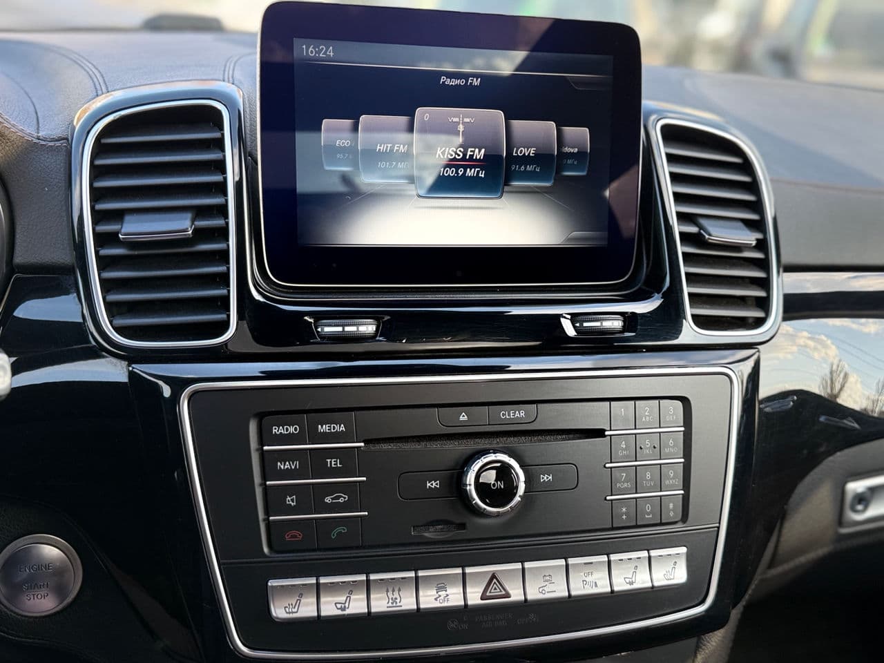 Mercedes GLE 500e 2016 — Миниатюра 14