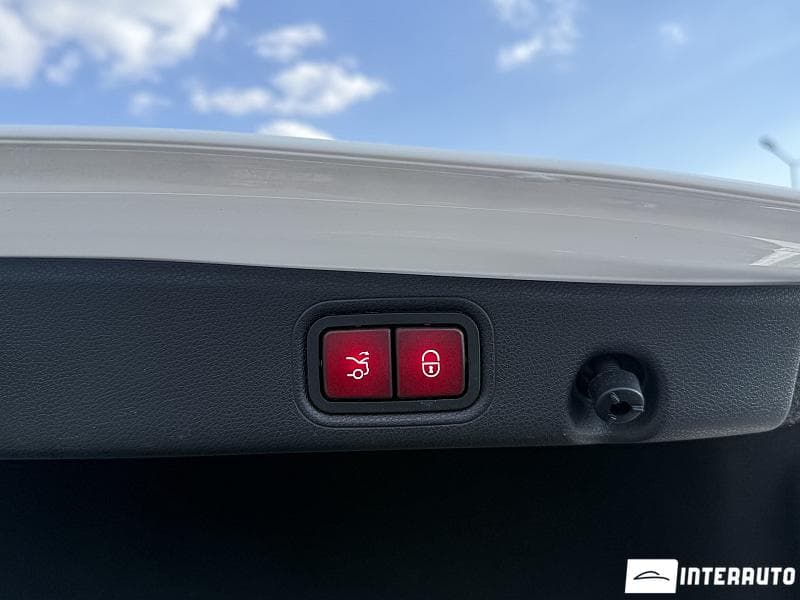 Mercedes E 350 2021 — Миниатюра 25