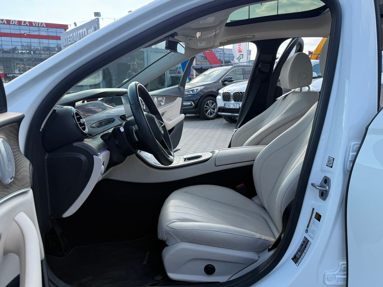 Mercedes E 350 2021 — Миниатюра 5