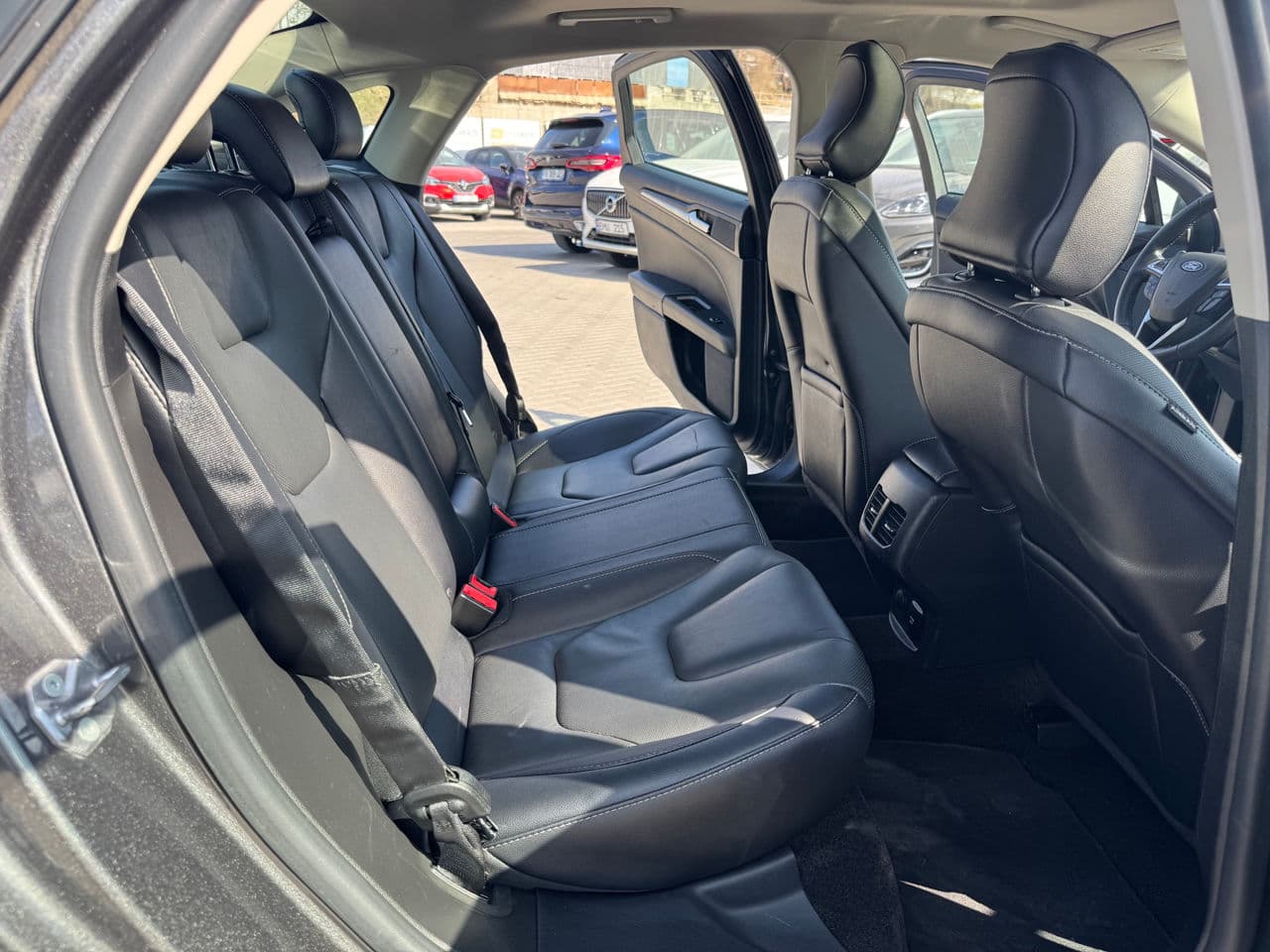 Ford Fusion 2018 — Миниатюра 14