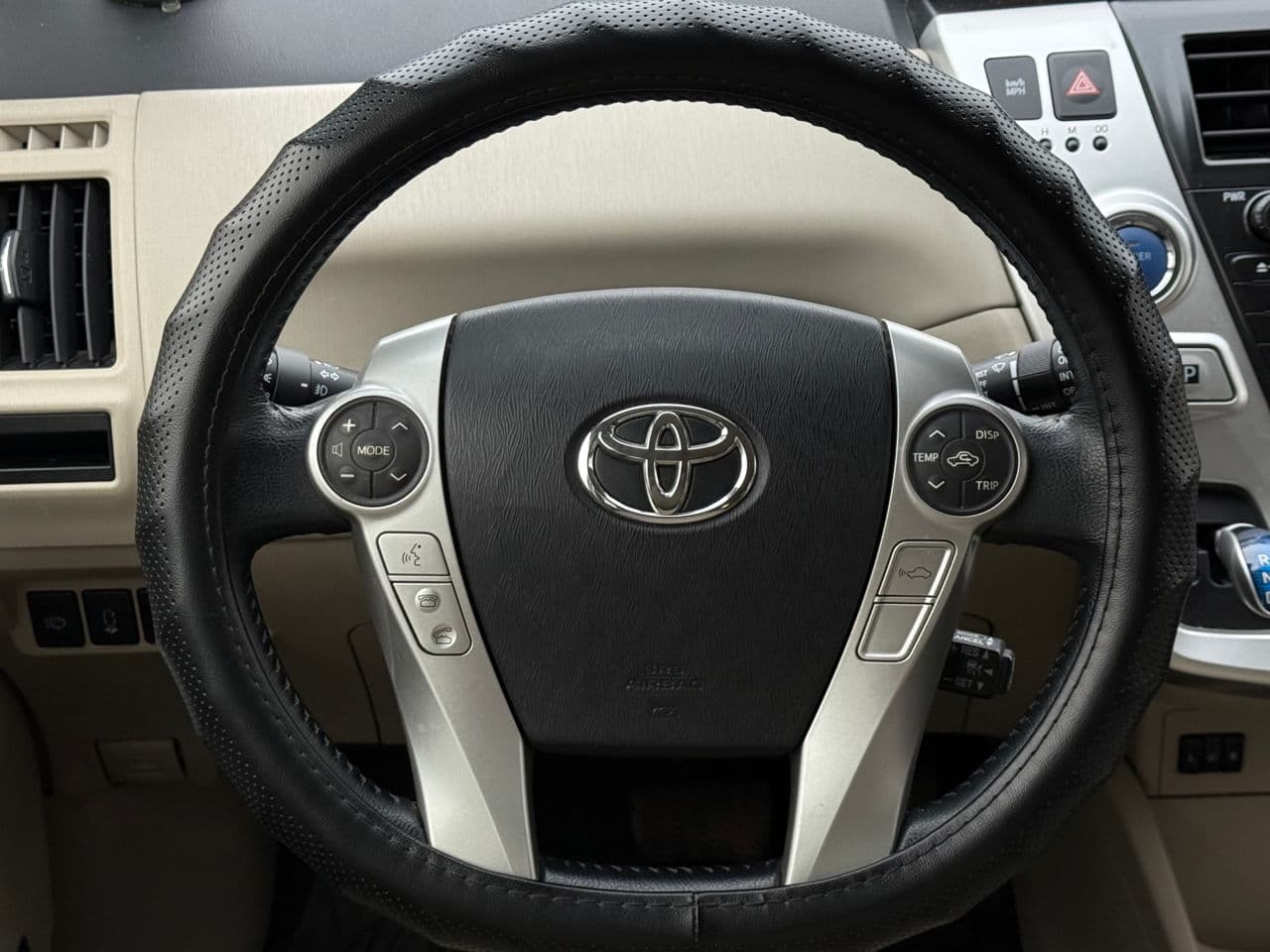 Toyota Prius Plus / V 2014 — Миниатюра 12
