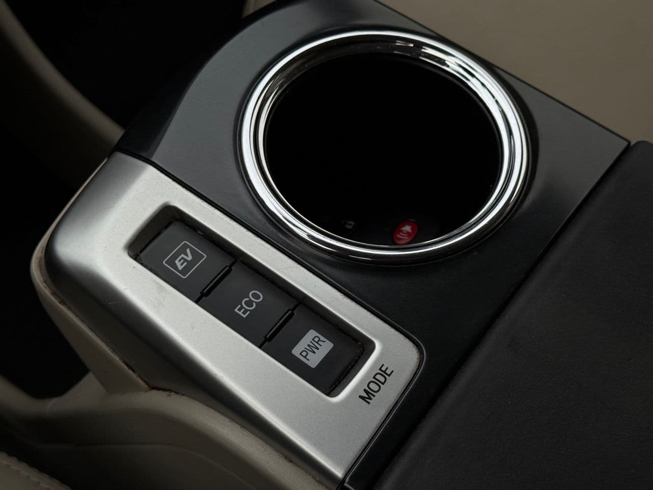 Toyota Prius Plus / V 2014 — Миниатюра 16