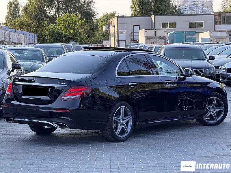 Mercedes E 300 2017 — Миниатюра 4