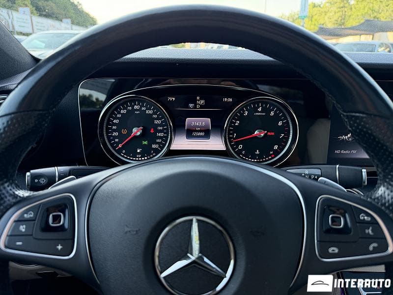 Mercedes E 300 2017 — Миниатюра 11