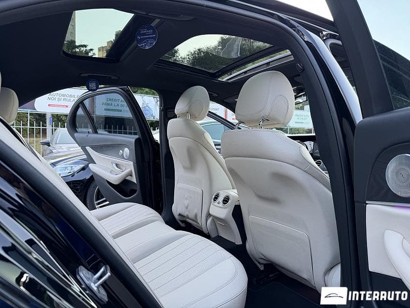 Mercedes E 300 2017 — Миниатюра 8