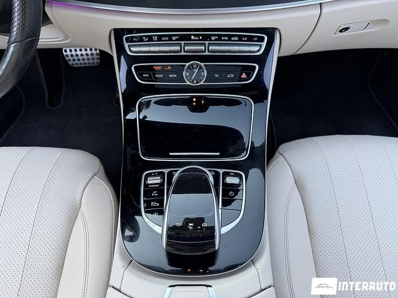 Mercedes E 300 2017 — Миниатюра 15