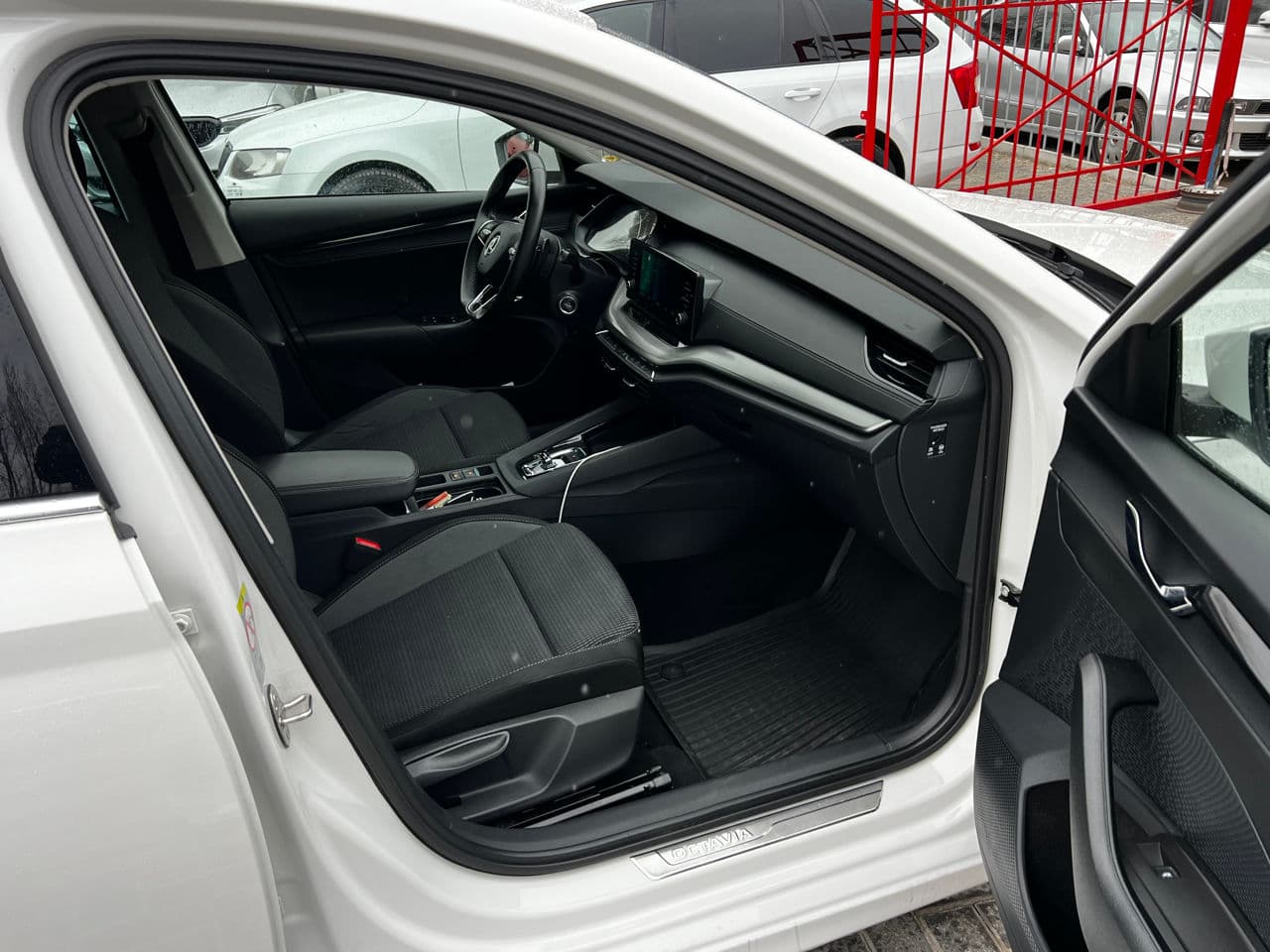 Skoda Octavia 2022 — Миниатюра 5
