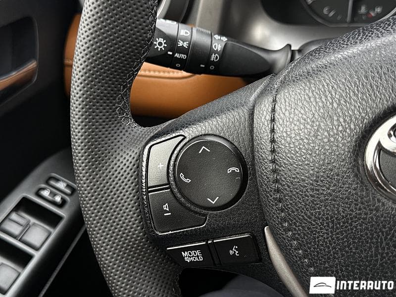 Toyota Rav-4 2016 — Миниатюра 12
