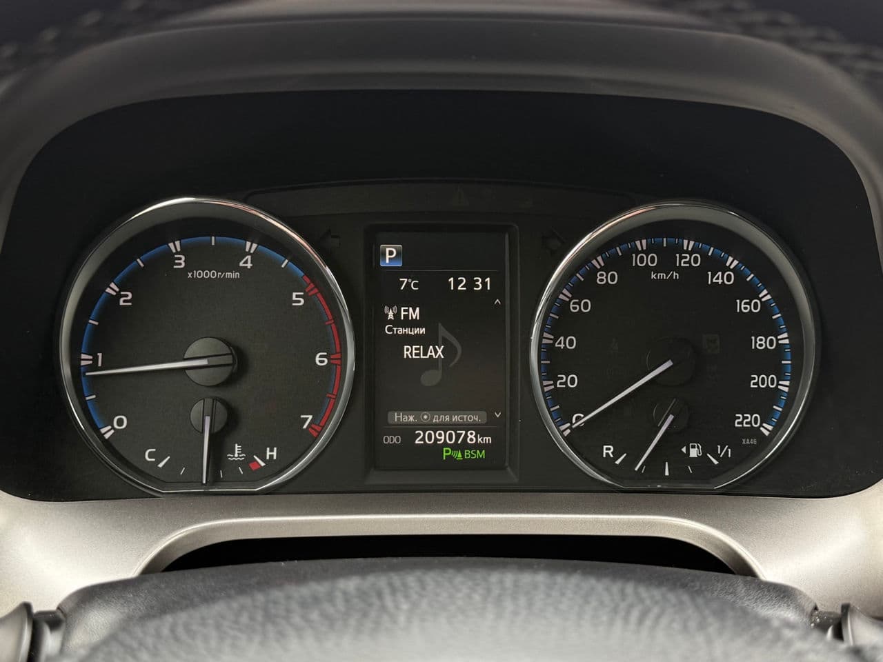 Toyota Rav-4 2016 — Миниатюра 11