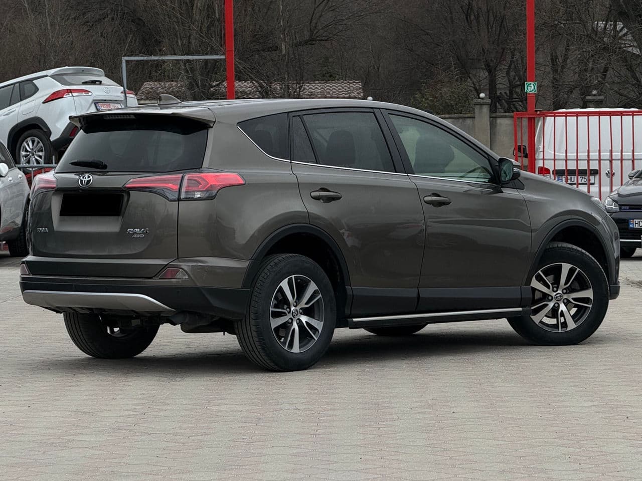 Toyota Rav-4 2016 — Миниатюра 2