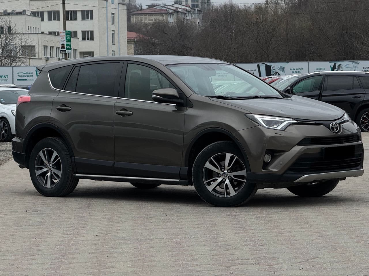 Toyota Rav-4 2016 — Миниатюра 4