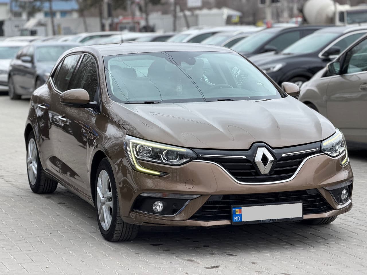 Renault Megane 2018 — Миниатюра 3