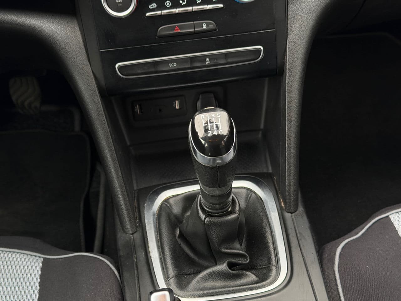 Renault Megane 2018 — Миниатюра 13