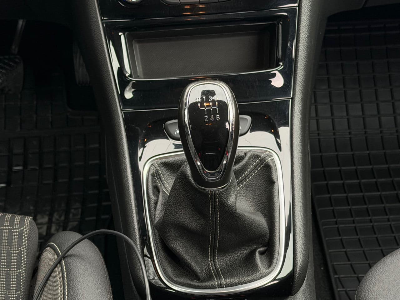 Opel Astra 2021 — Миниатюра 15