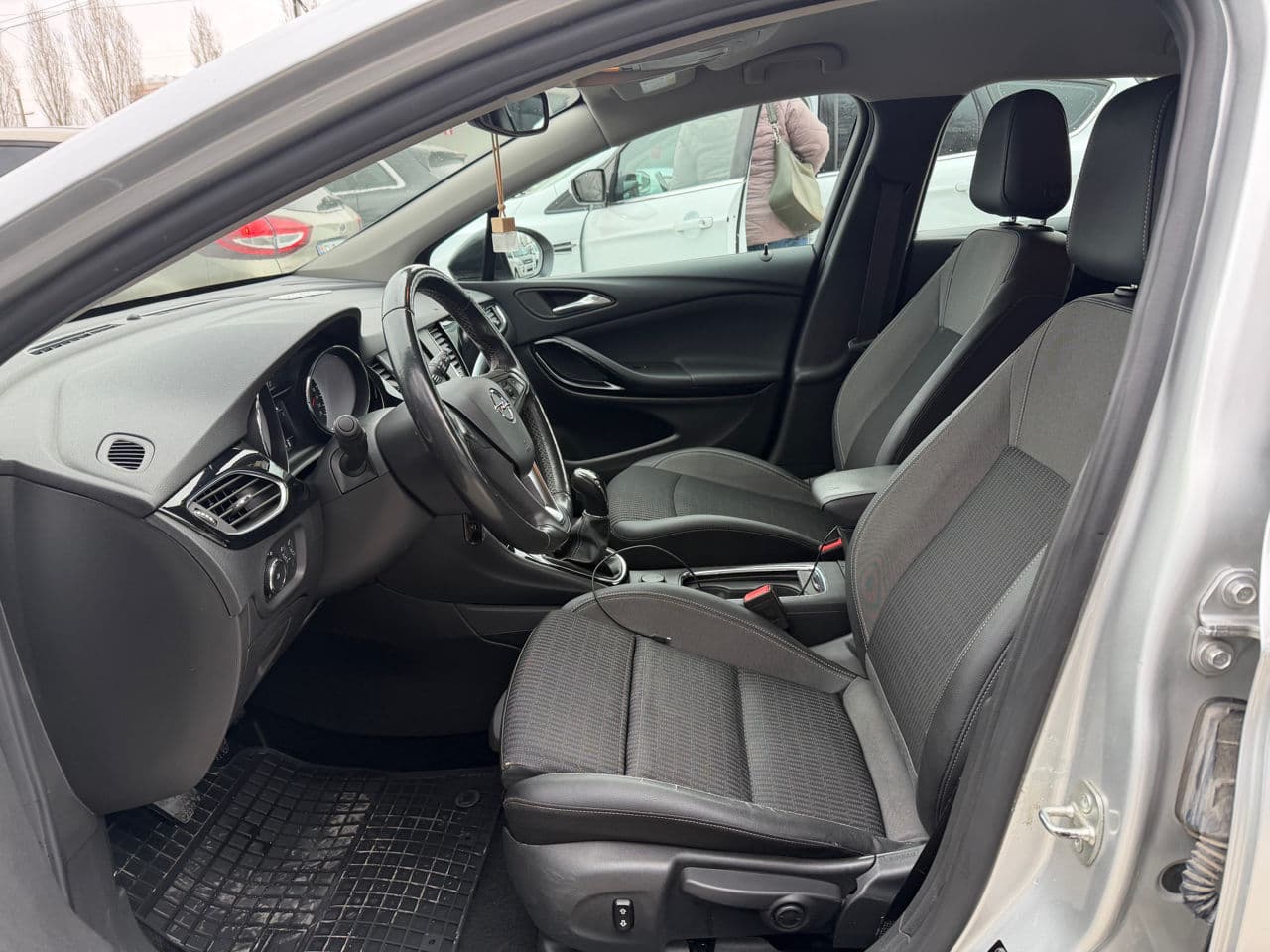 Opel Astra 2021 — Миниатюра 5