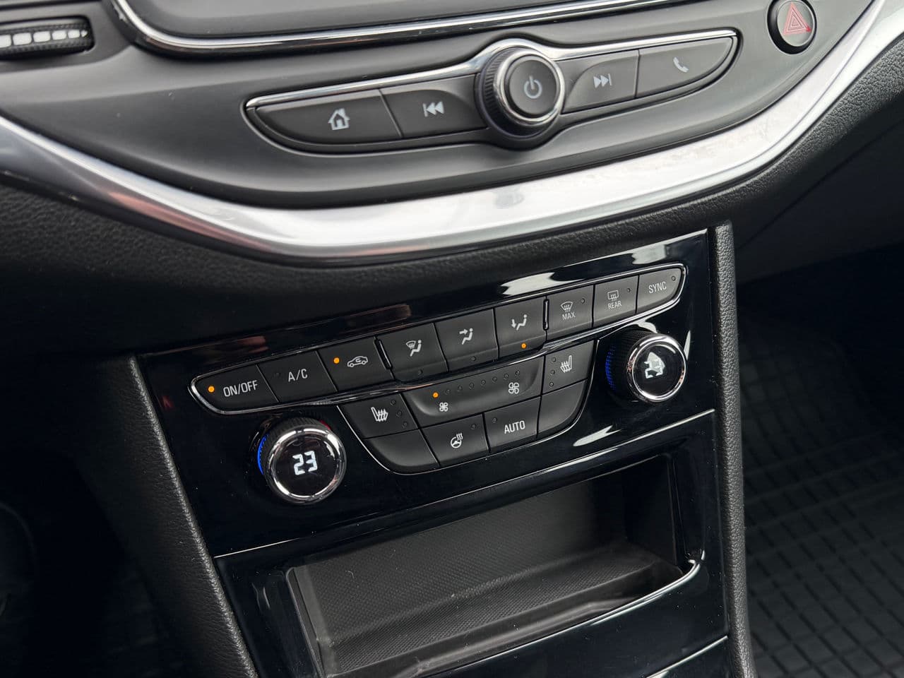 Opel Astra 2021 — Миниатюра 13