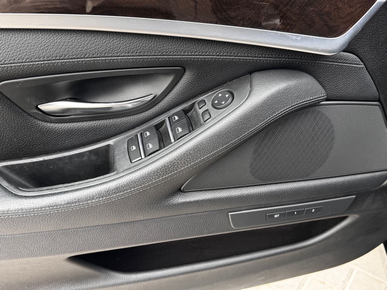 BMW 528 2015 — Миниатюра 18