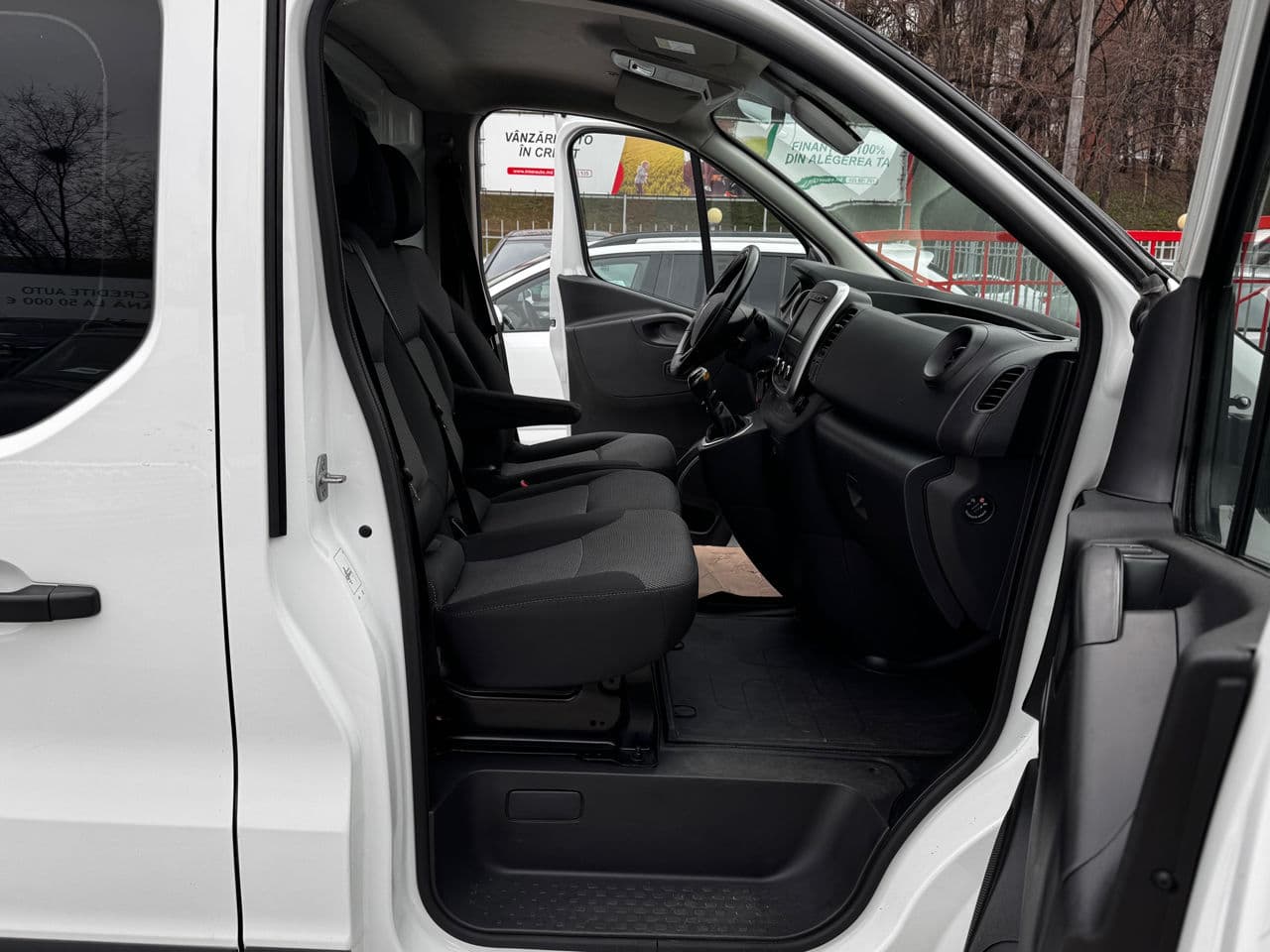 Renault Trafic 2020 — Миниатюра 7