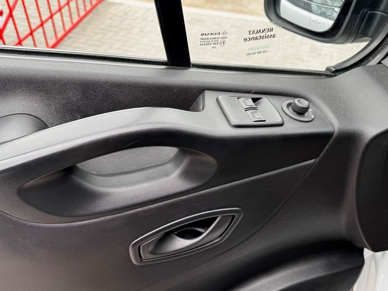 Renault Trafic 2020 — Миниатюра 11