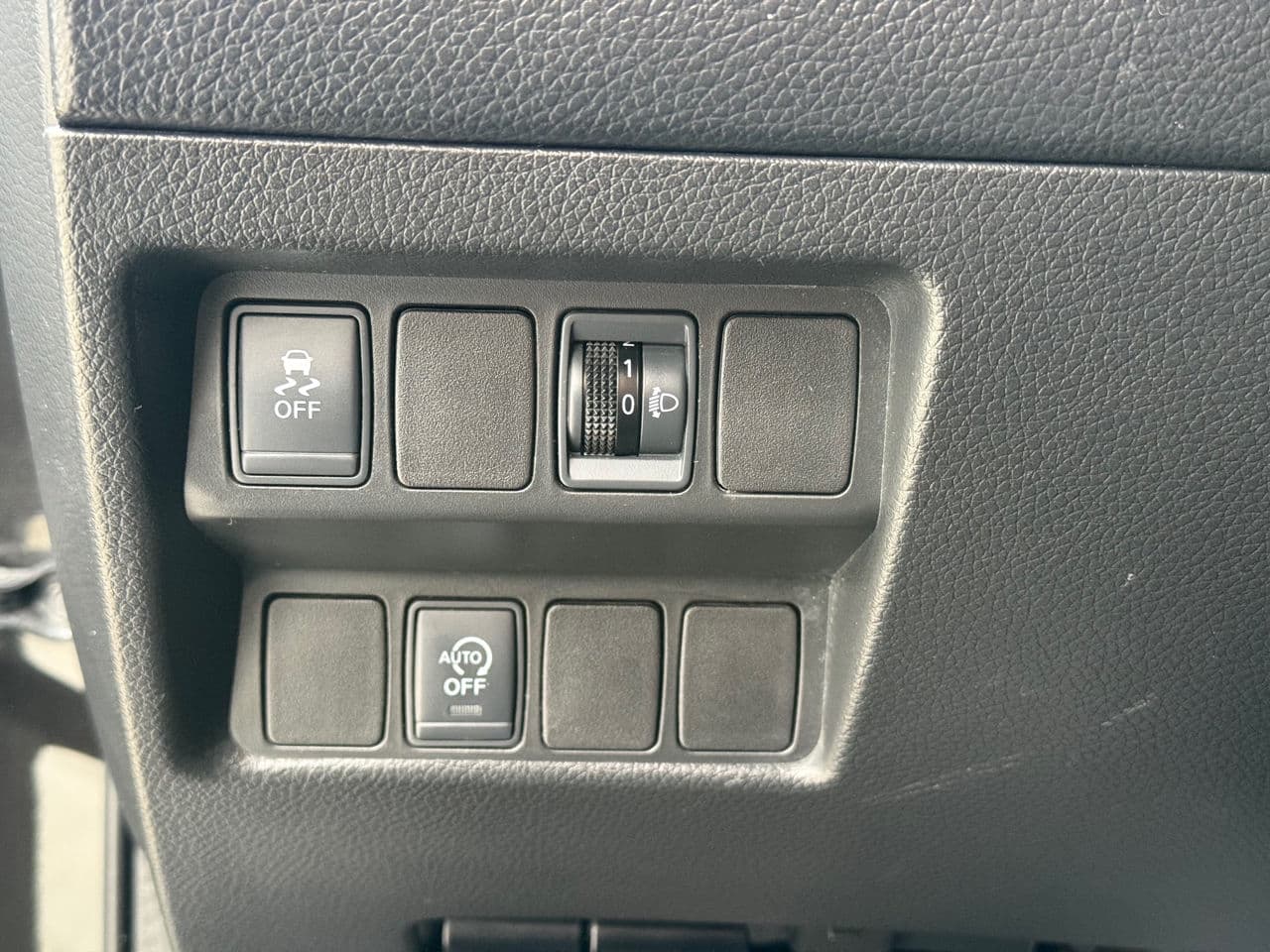 Nissan Qashqai 2015 — Миниатюра 14