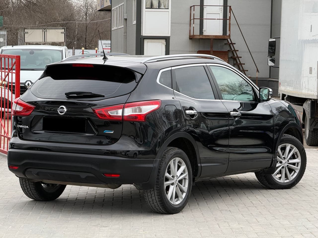 Nissan Qashqai 2015 — Миниатюра 3