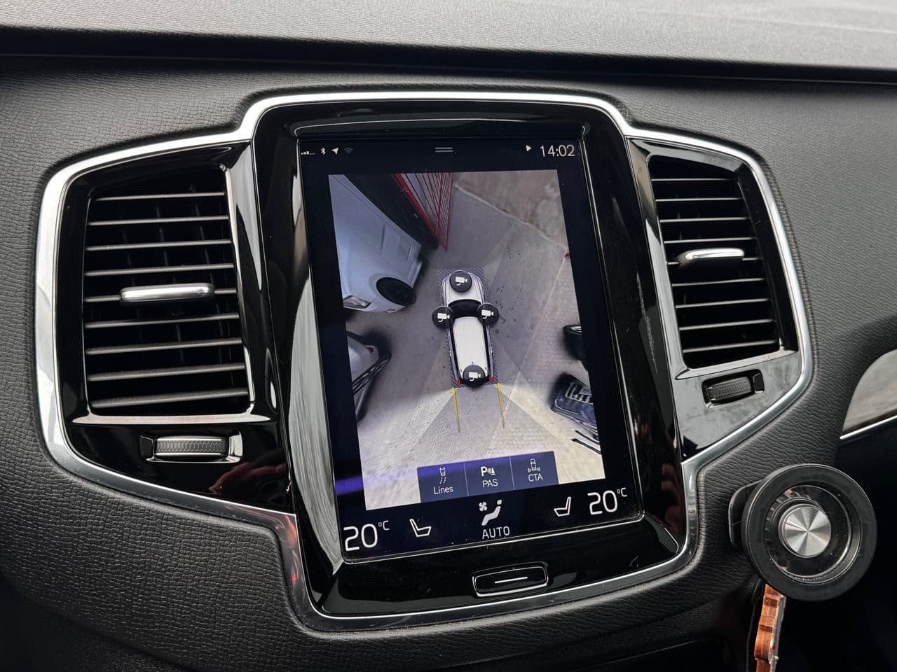 Volvo XC 90 2017 — Миниатюра 13