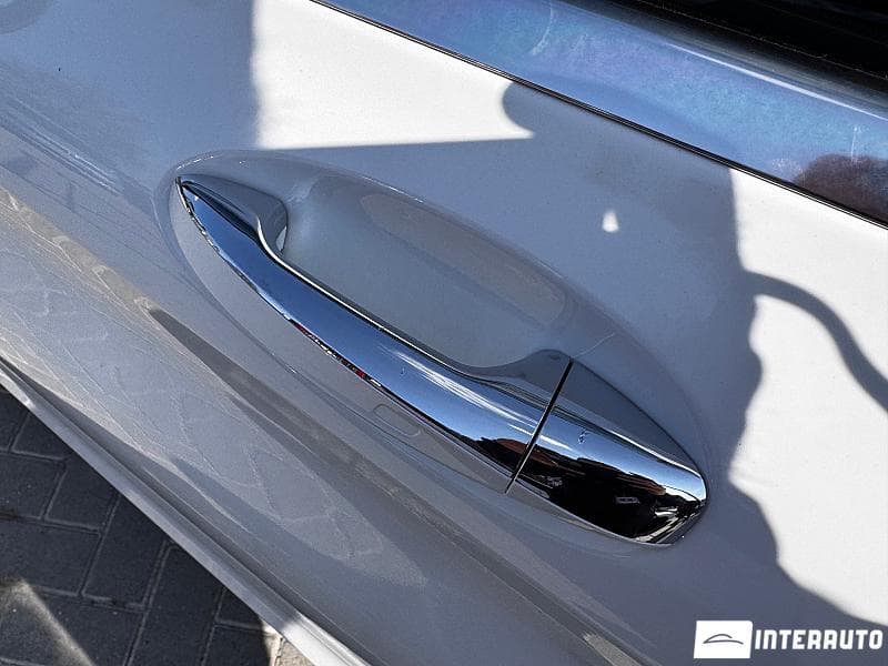 Mercedes C 300 2021 — Миниатюра 22