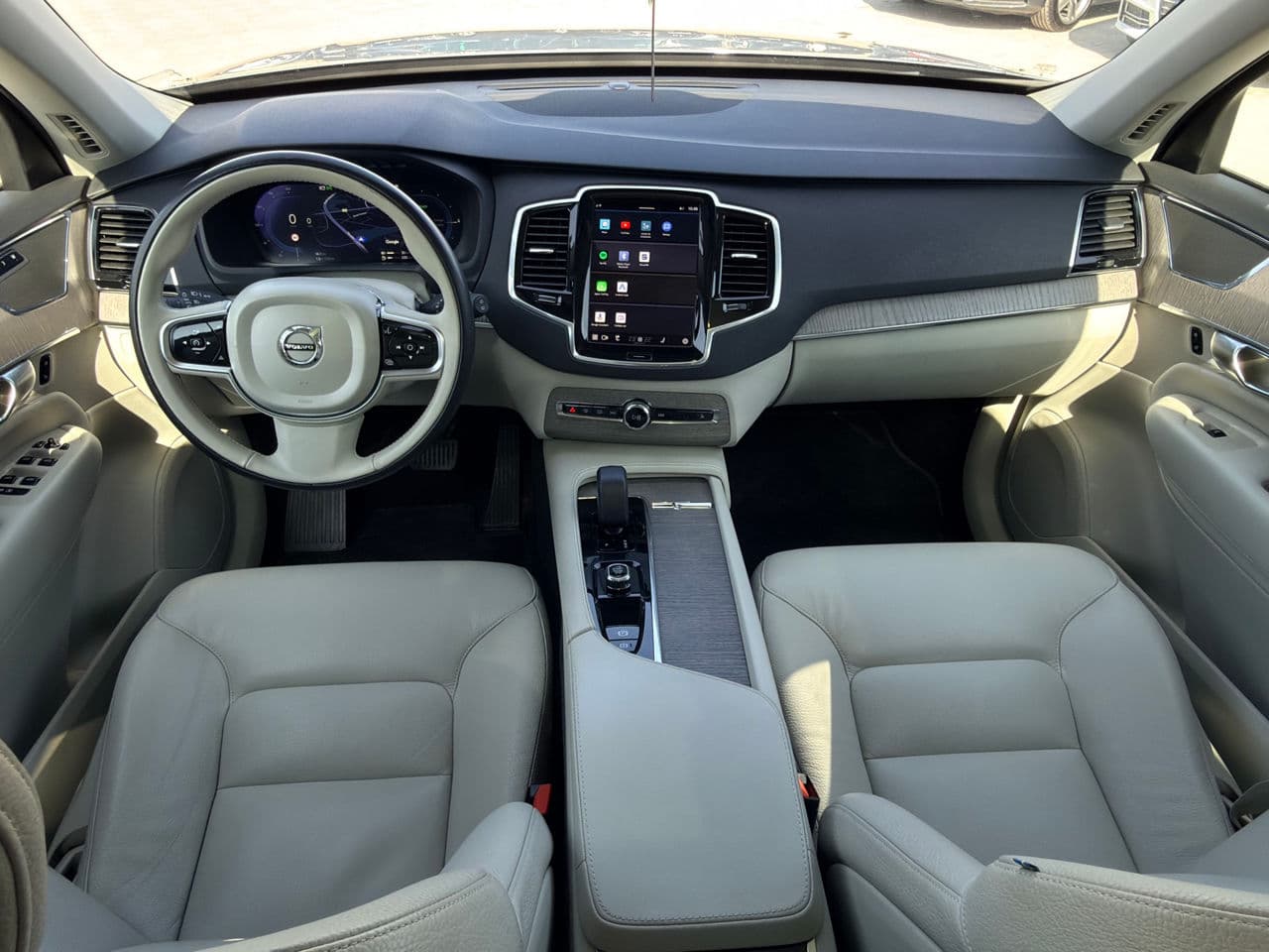 Volvo XC 90 2023 — Миниатюра 10