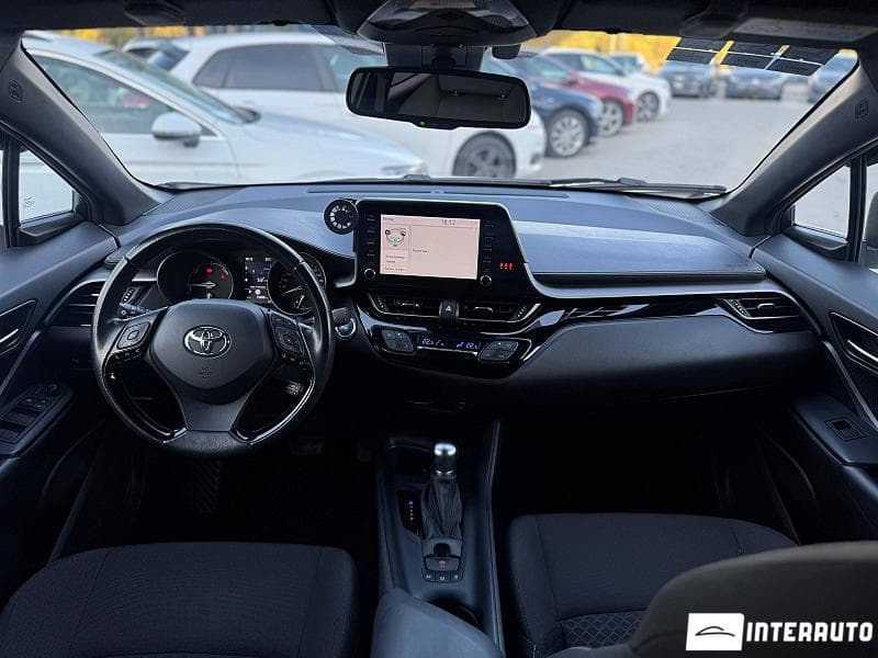 Toyota C-HR 2022 — Миниатюра 6
