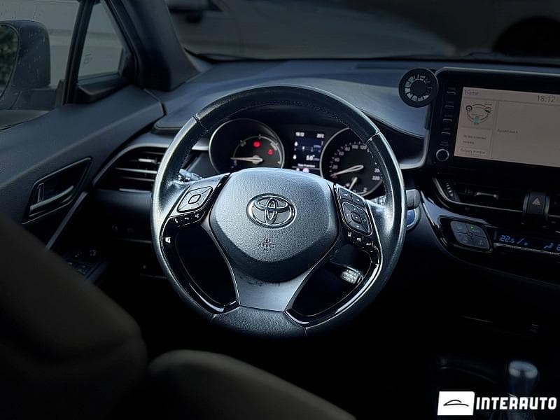 Toyota C-HR 2022 — Миниатюра 7