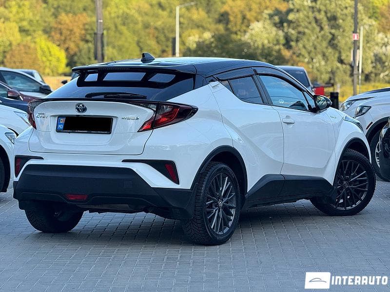 Toyota C-HR 2022 — Миниатюра 3