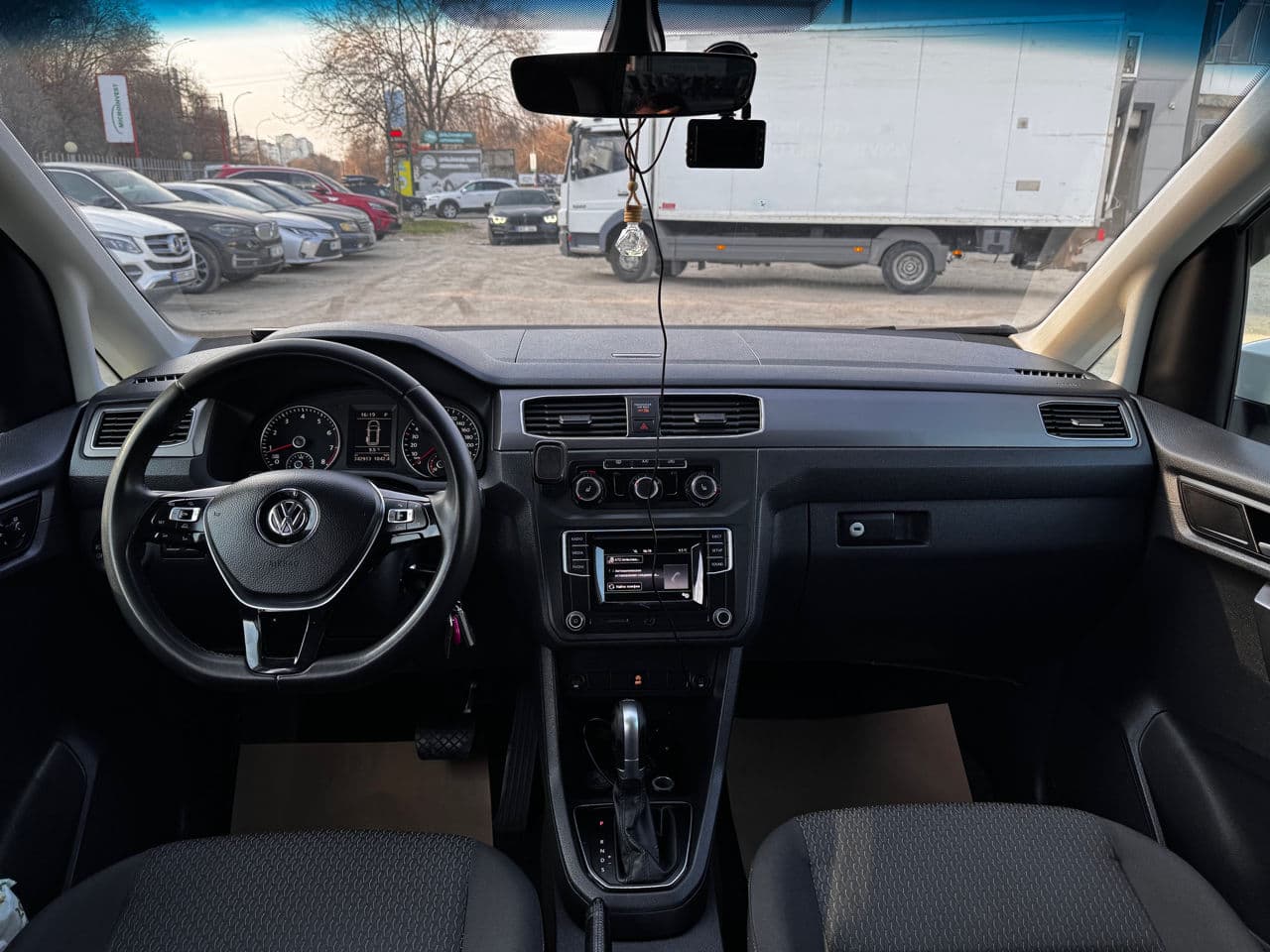 Volkswagen Caddy 2017 — Миниатюра 9