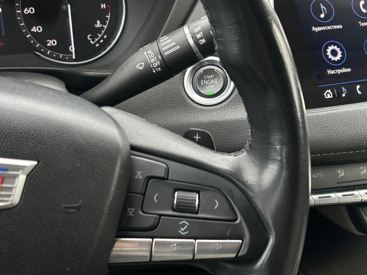 Cadillac XT4 2020 — Миниатюра 10